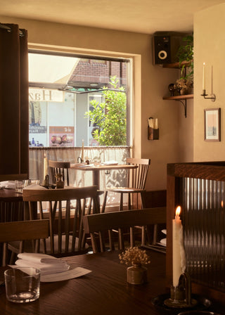 Choosing the Perfect Restaurant Chairs: A Complete Guide to Comfort, Style, and Durability
