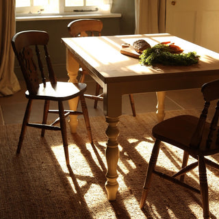 Traditional Oak Farmhouse Table