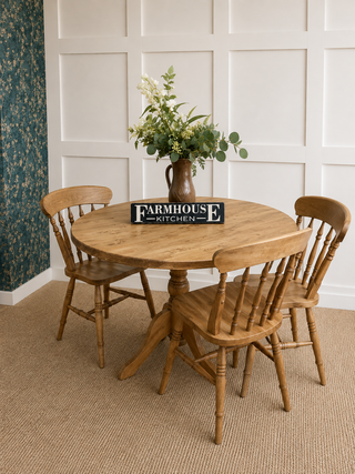Cheshire Pine Round Table