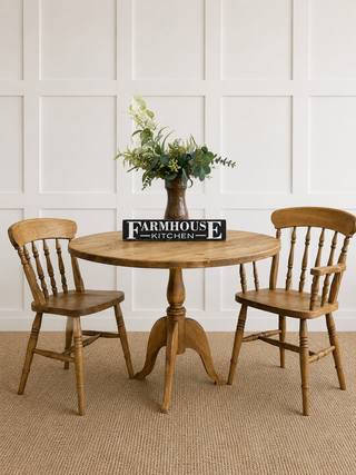 Cheshire Pine Round Table