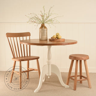 Cheshire Round Table Set with Chairs