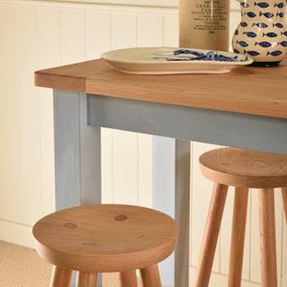 Padstow Kitchen Station With Bar Stools